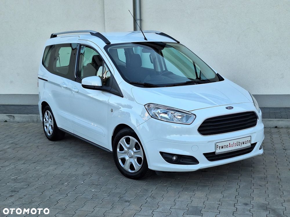 Ford Tourneo Courier - 34