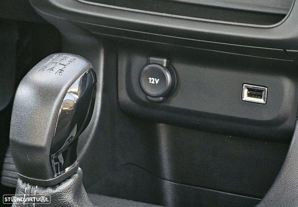Citroën C3 1.2 PureTech Plus - 8