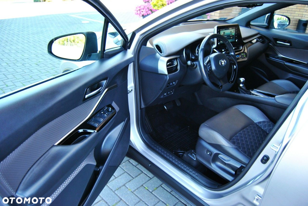 Toyota C-HR - 10