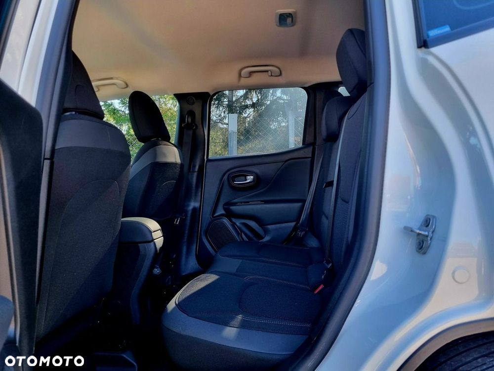 Jeep Renegade 1.3 T-GDI Automatik Limited - 21