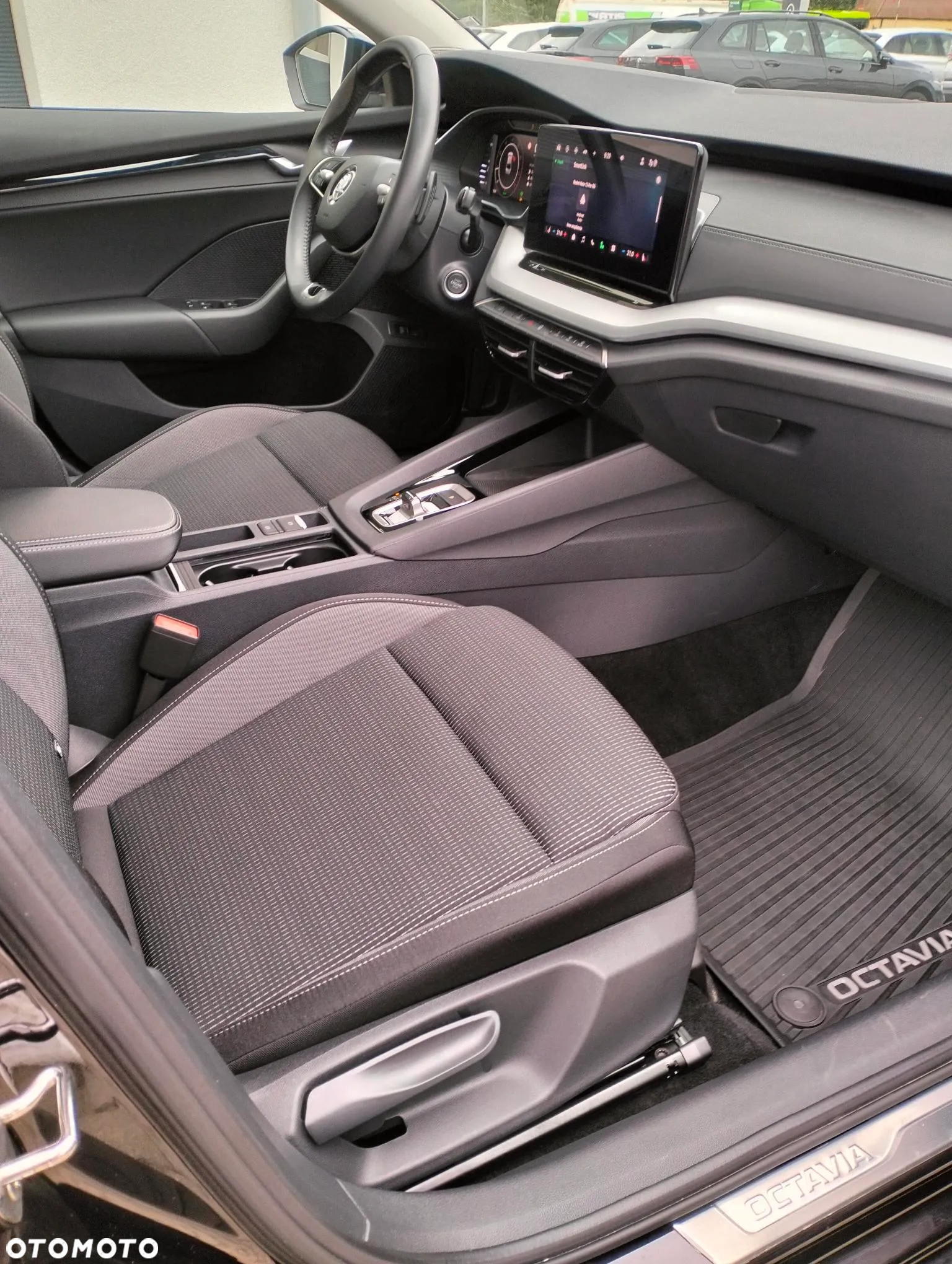 Skoda Octavia ver-1-5-tsi-mhev-selection-dsg - 15