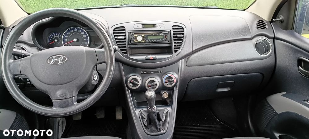 Hyundai i10 1.1 Edition 20 - 12