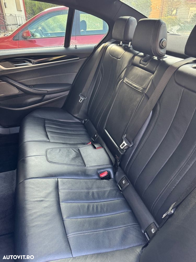 BMW Seria 5 520d EfficientDynamics Edition AT - 33