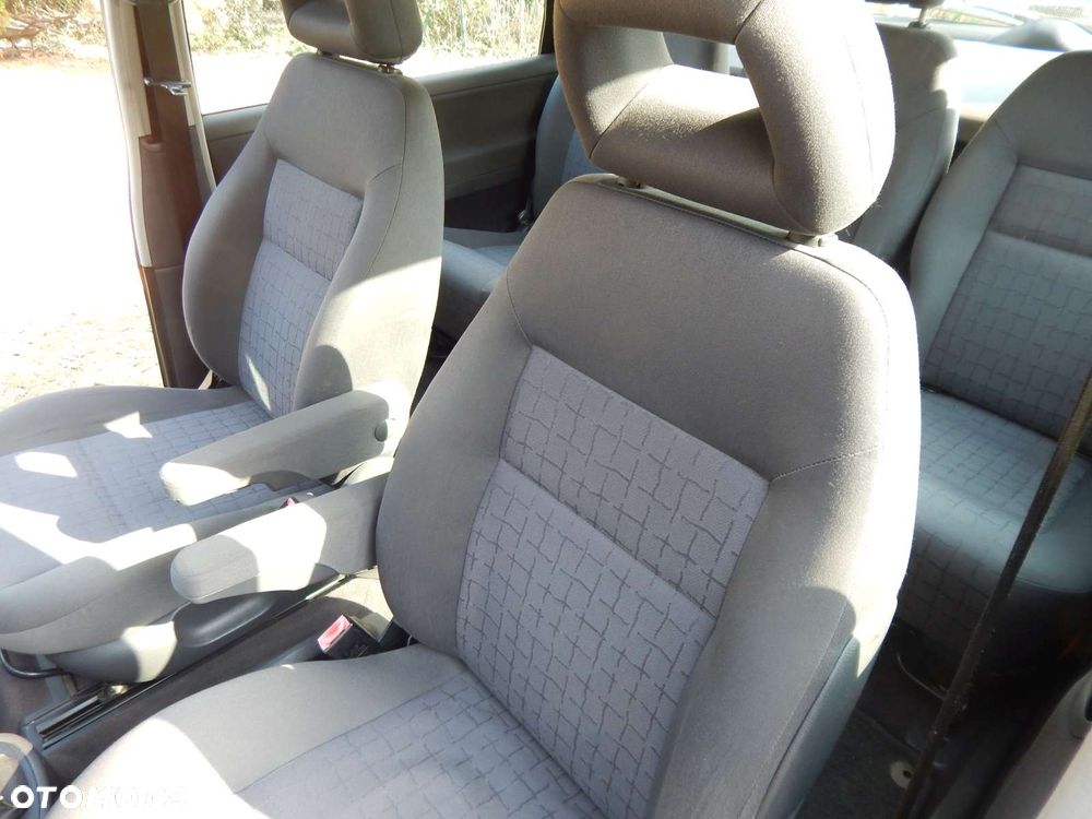 Seat Alhambra 2.0 Stella - 17