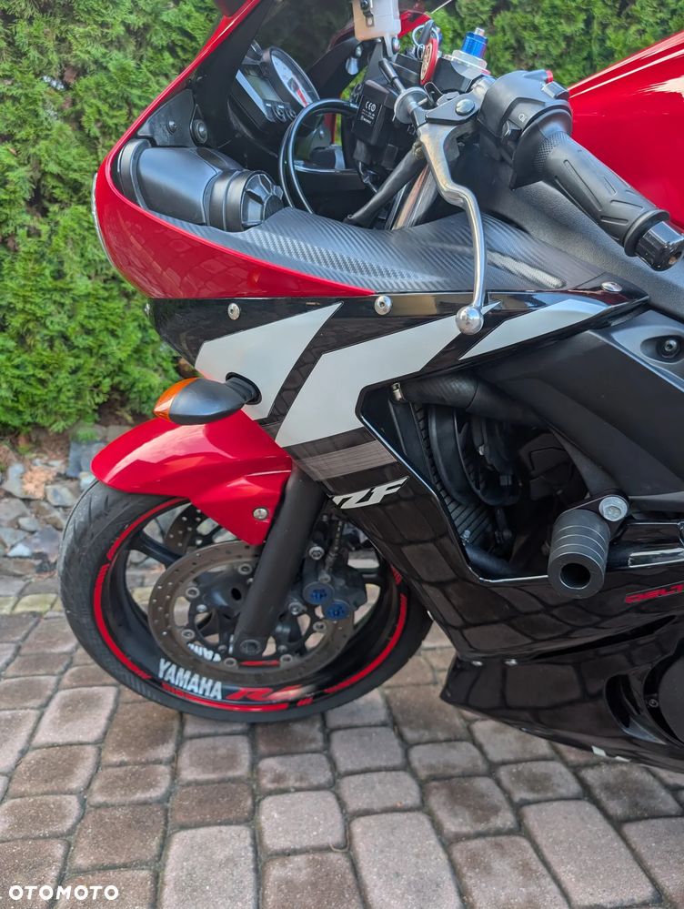 Yamaha R6 - 16