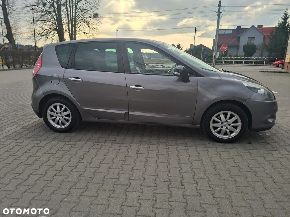 Renault Scenic - 10