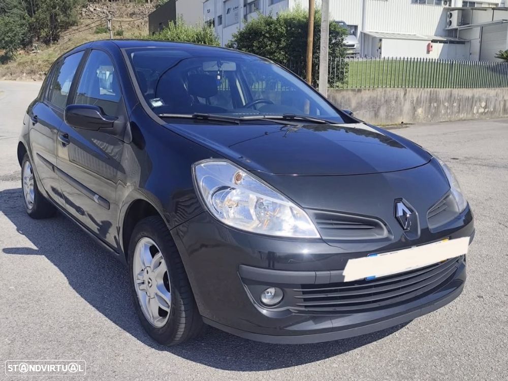 Renault Clio 1.2 16V Luxe - 5