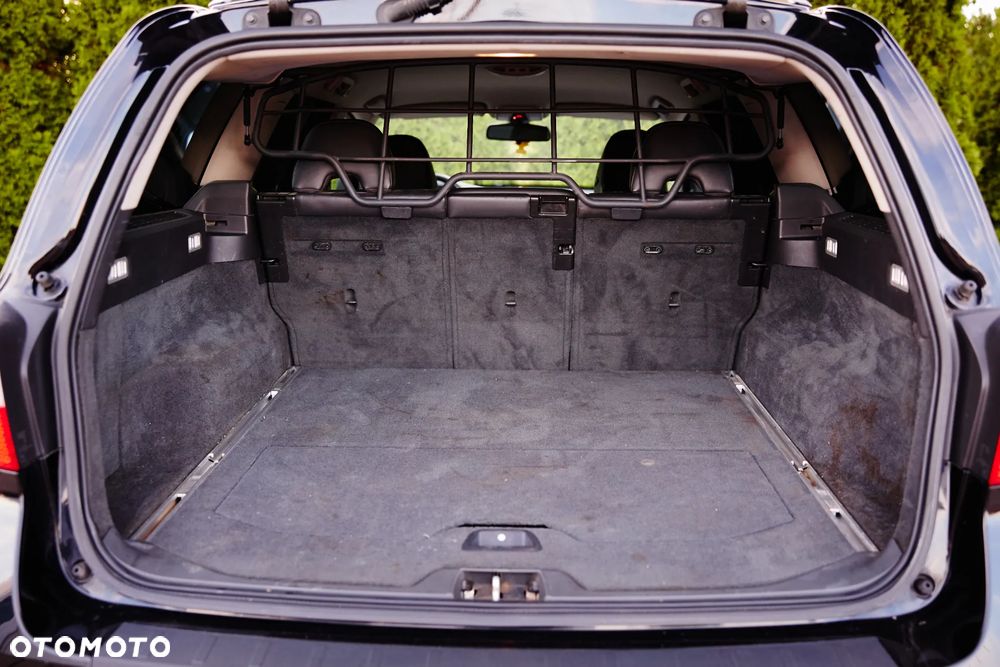 Volvo V70 2.5T Momentum - 29