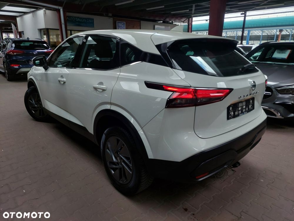 Nissan Qashqai - 10
