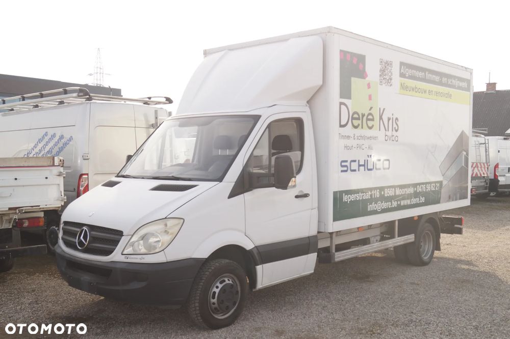 Mercedes-Benz Sprinter - 2
