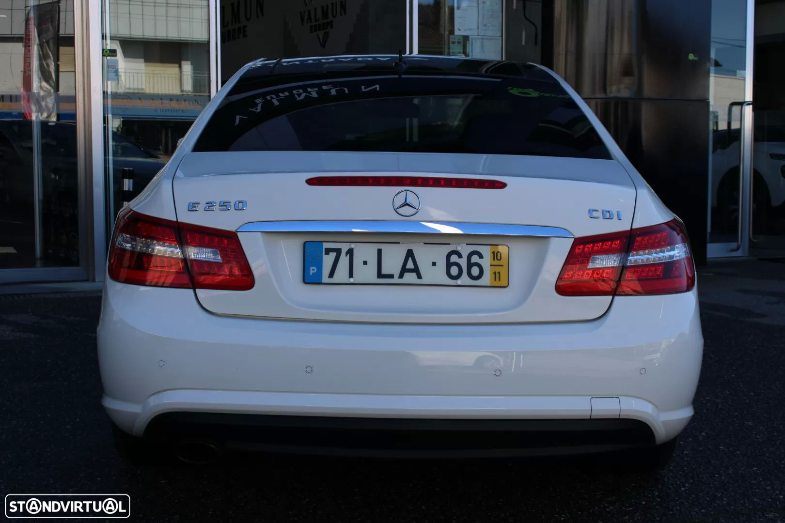 Mercedes-Benz E 250 CDi Avantgarde BlueEfficiency - 16