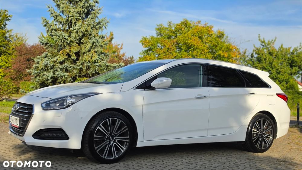 Hyundai i40 Kombi blue 1.7 CRDi Premium - 12