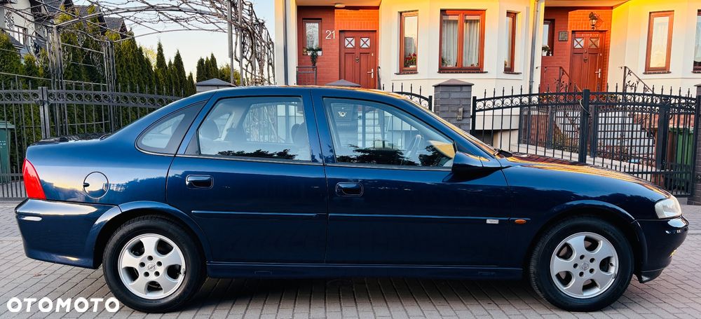 Opel Vectra 1.8 CD - 15