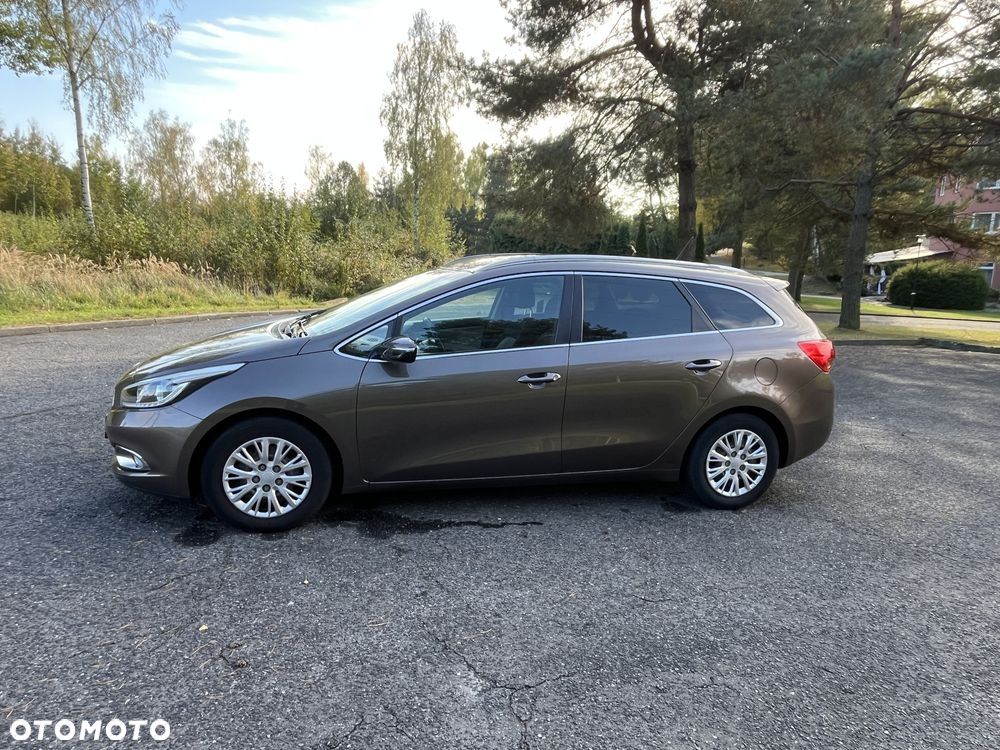 Kia Ceed 2015 photo 4