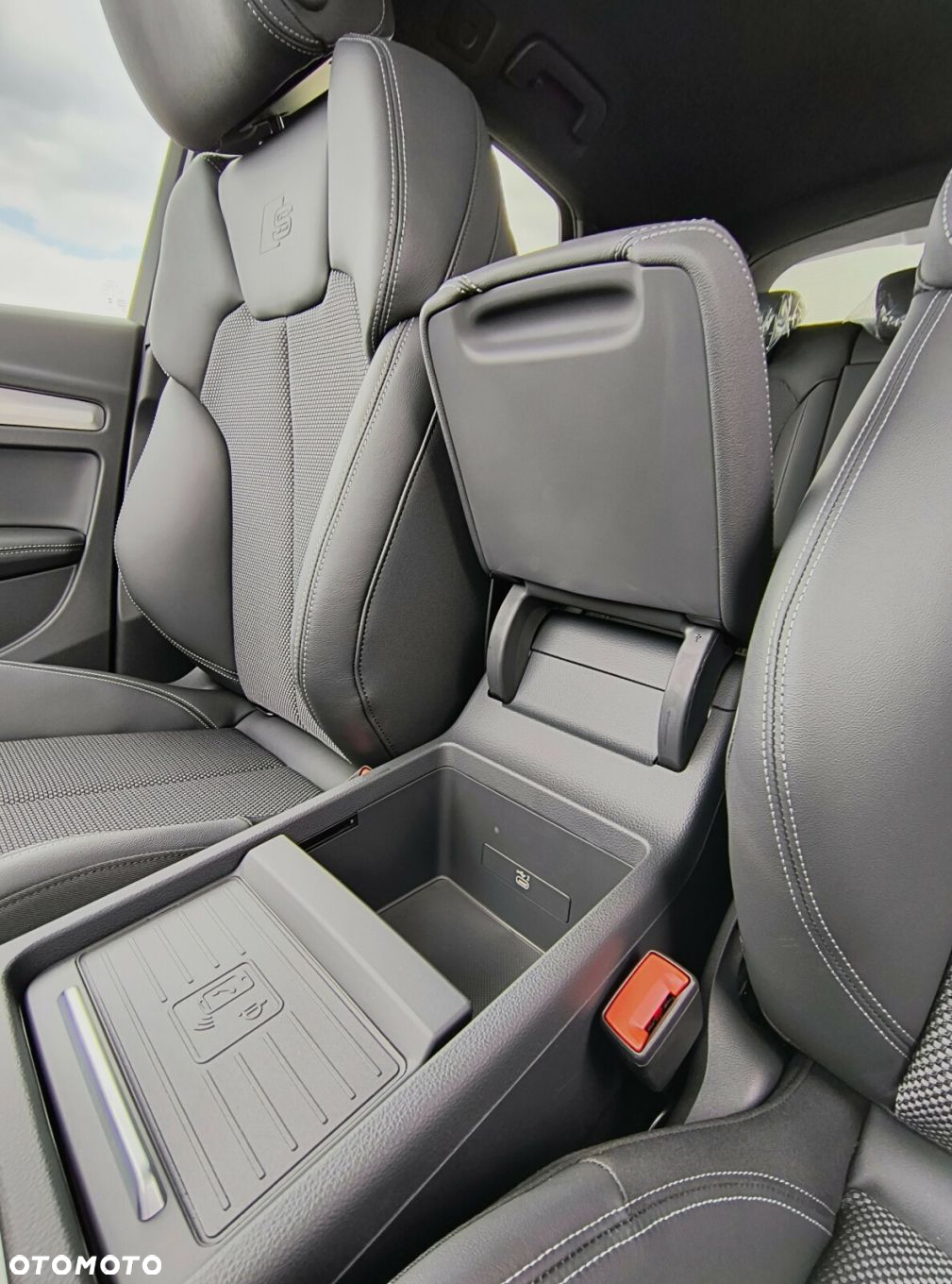 Audi Q5 Sportback - 36