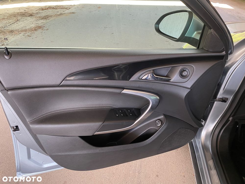 Opel Insignia - 13