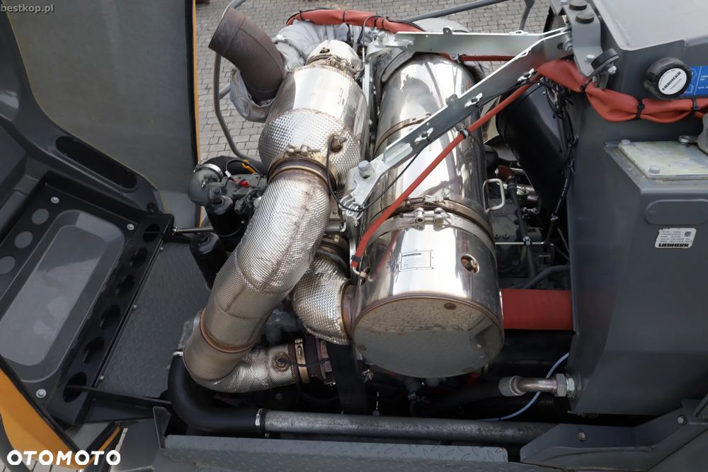 Liebherr L566 XPower - 39