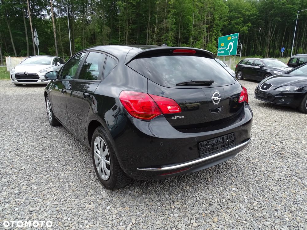 Opel Astra - 6