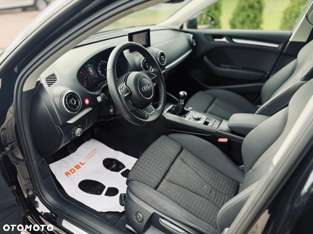 Audi A3 Sportback 2.0 TDI Attraction - 14