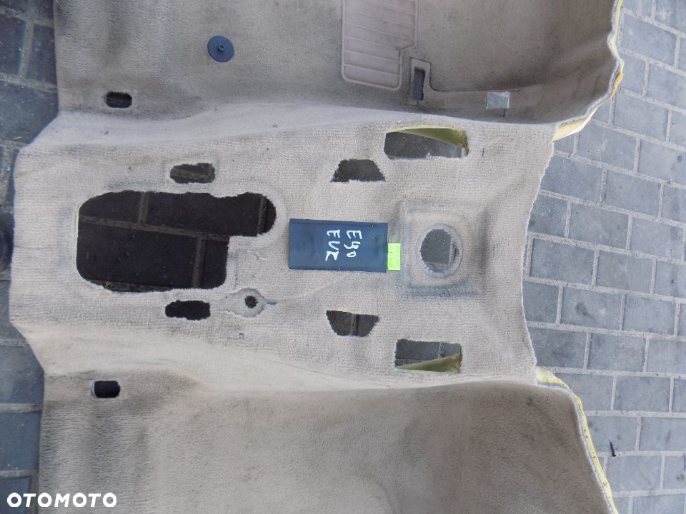 BMW E90 E91 DYWAN PRZEDNI BEŻOWY EUROPA - 4