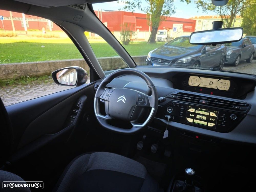 Citroën C4 Picasso 1.6 HDi Attraction - 23