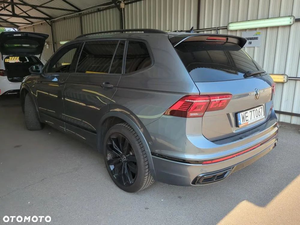 Volkswagen Tiguan Allspace 2.0 TSI 4Mot Elegance DSG - 4