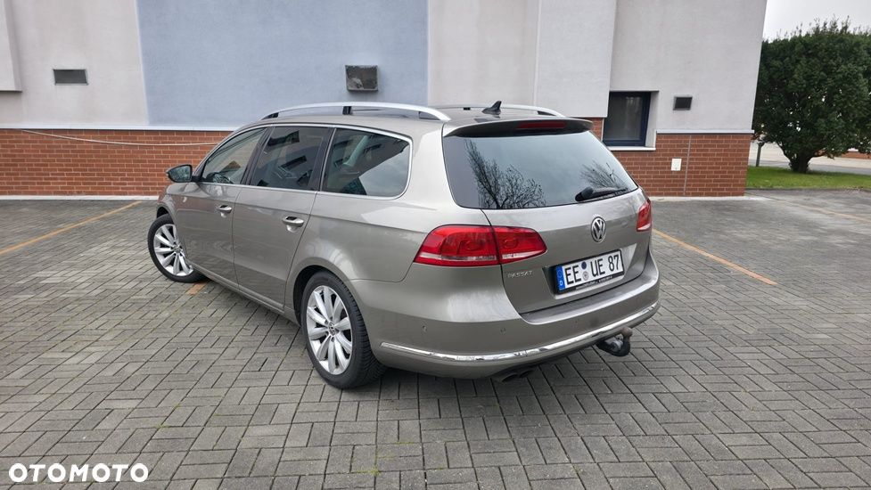 Volkswagen Passat - 6