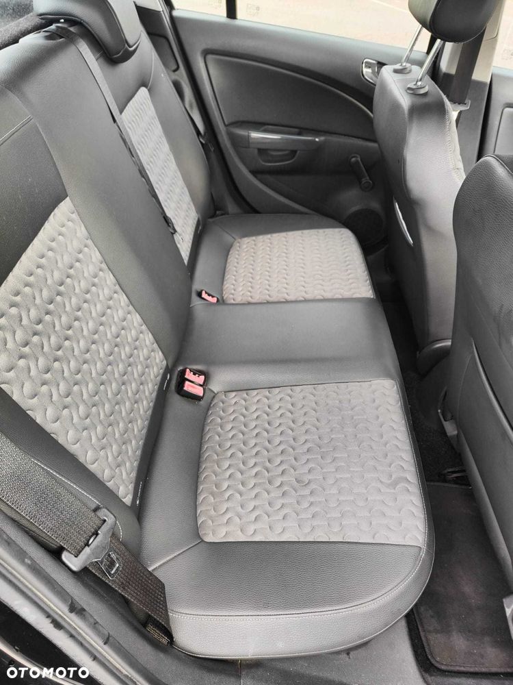 Opel Corsa - 8