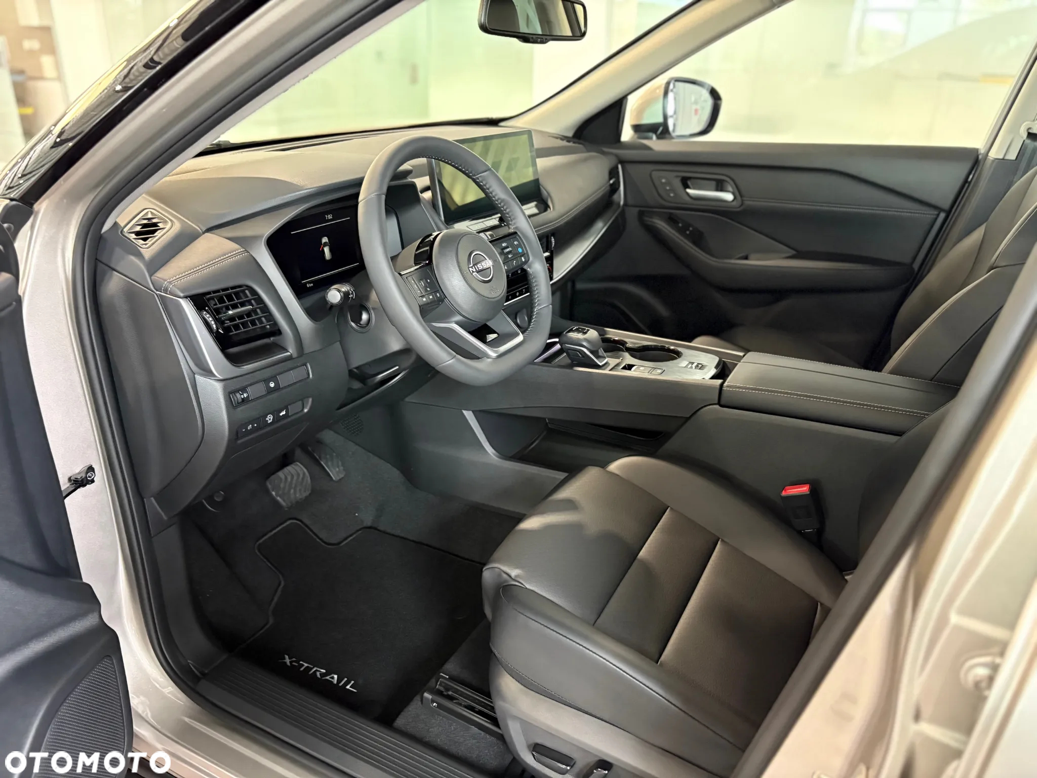 Nissan X-Trail 1.5 VC-T mHEV N-Connecta 2WD Xtronic - 14