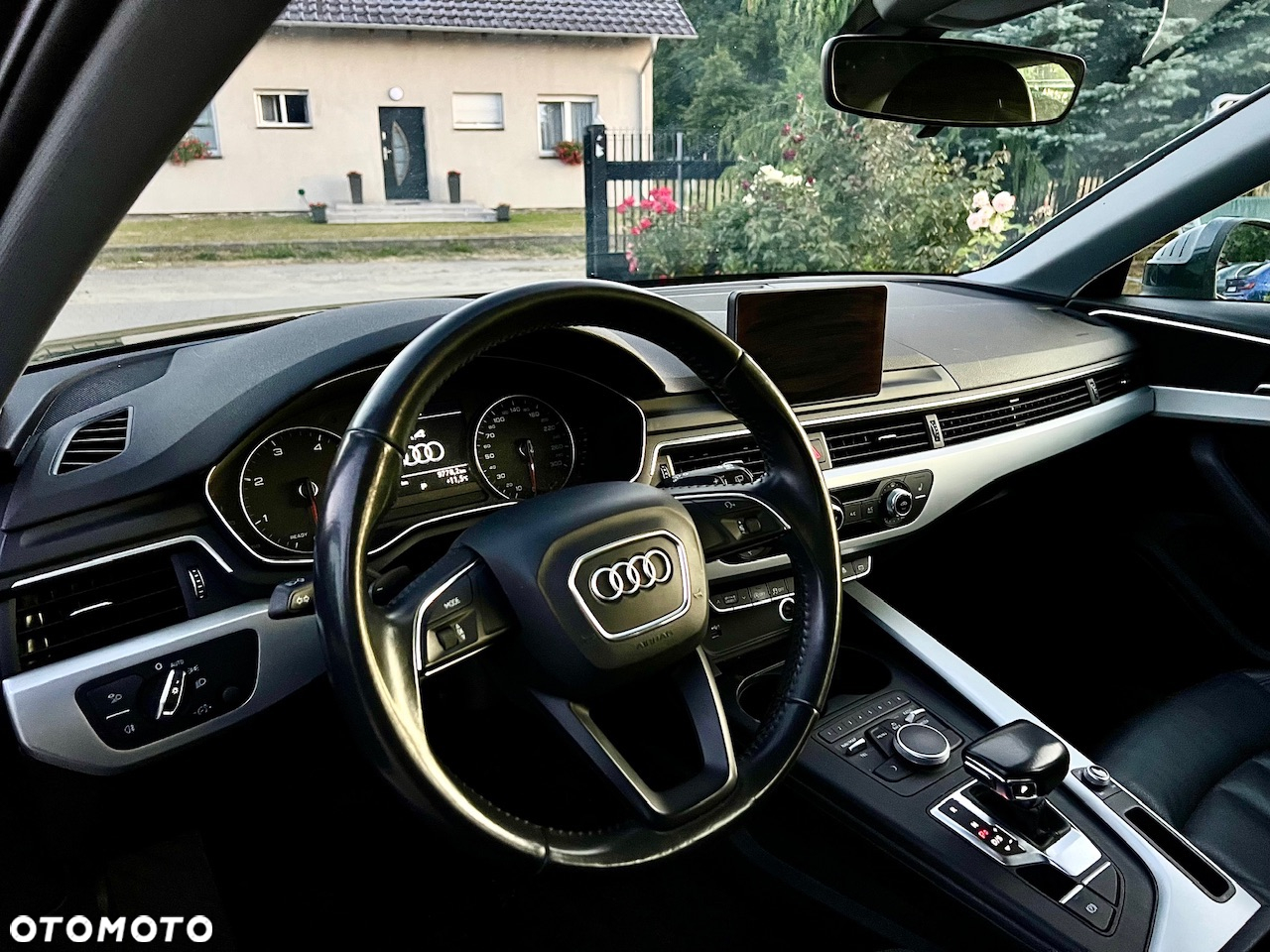 Audi A4 2.0 TDI Design S tronic - 16