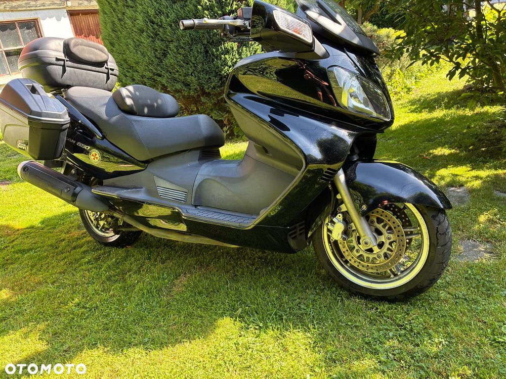 Suzuki Burgman - 5