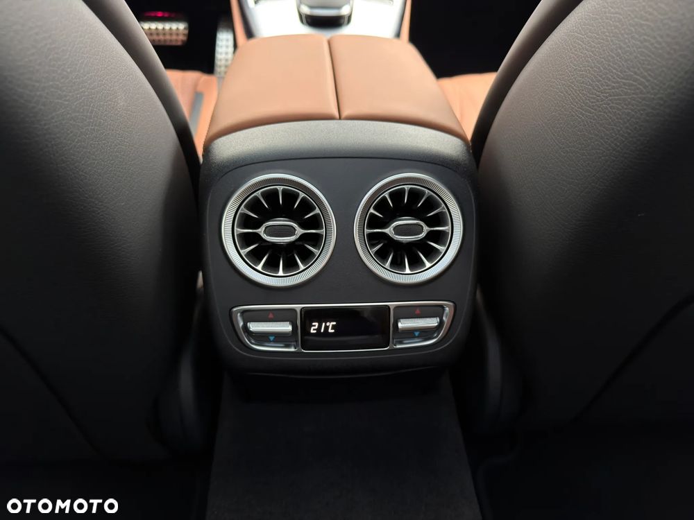 Mercedes-Benz AMG GT 53 4-Matic+ - 14