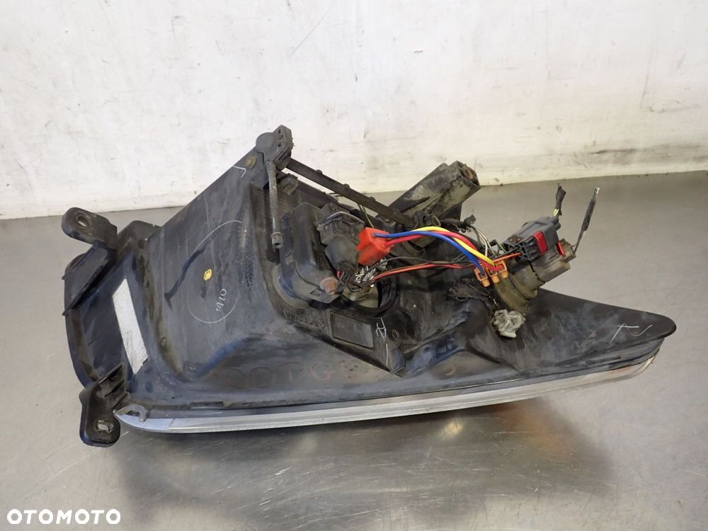 LAMPA LEWA PRZEDNIA DODGE CALIBER  05303741AI - 2