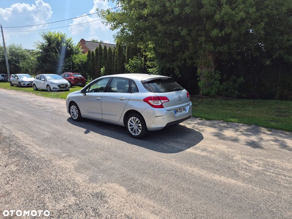 Citroën C4 HDi 90 Attraction - 28