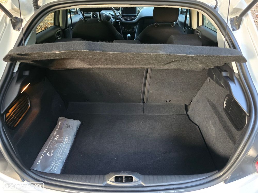 Peugeot 208 1.2 PureTech Active - 28