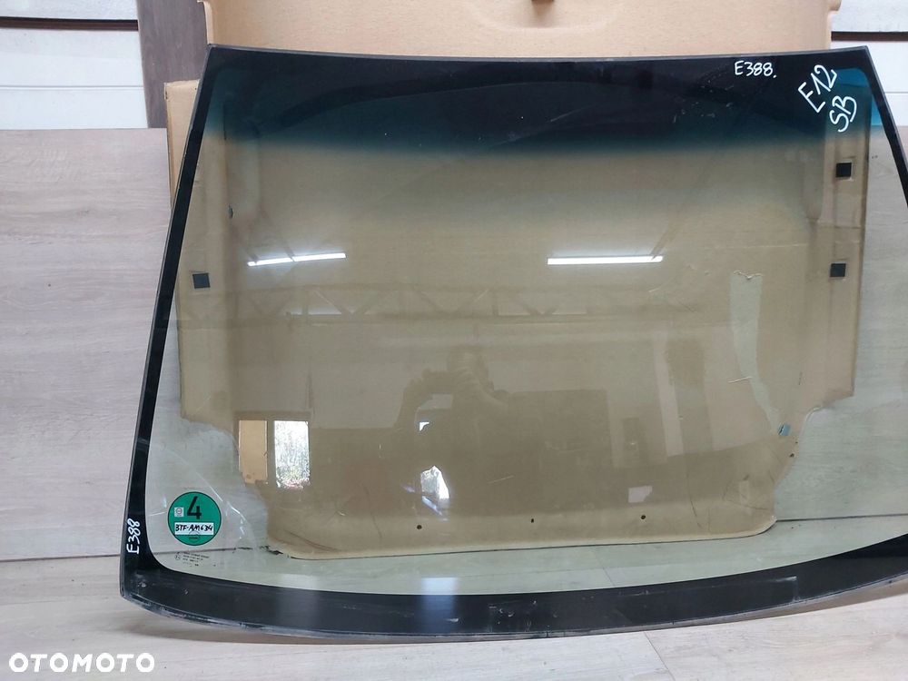 Toyota Corolla E12 HB szyba przód czołowa - 2