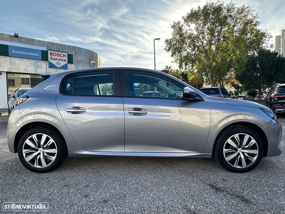 Peugeot 208 1.2 PureTech Allure EAT8 - 5