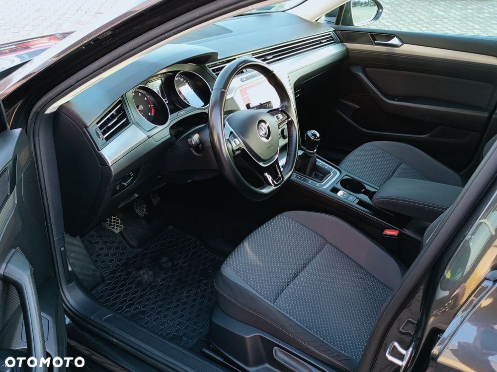 Volkswagen Passat 1.4 TSI BMT Trendline - 8