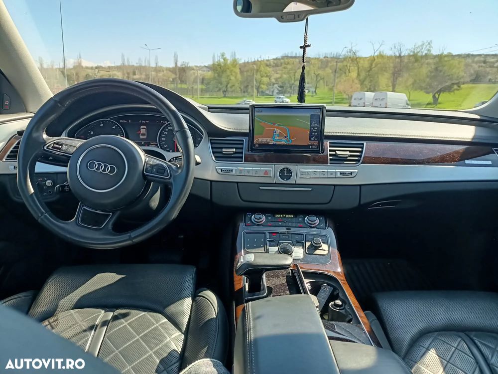 Audi A8 3.0 TDI DPF clean quattro tiptronic - 5