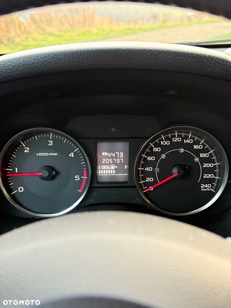 Subaru XV 2.0D Exclusive - 14