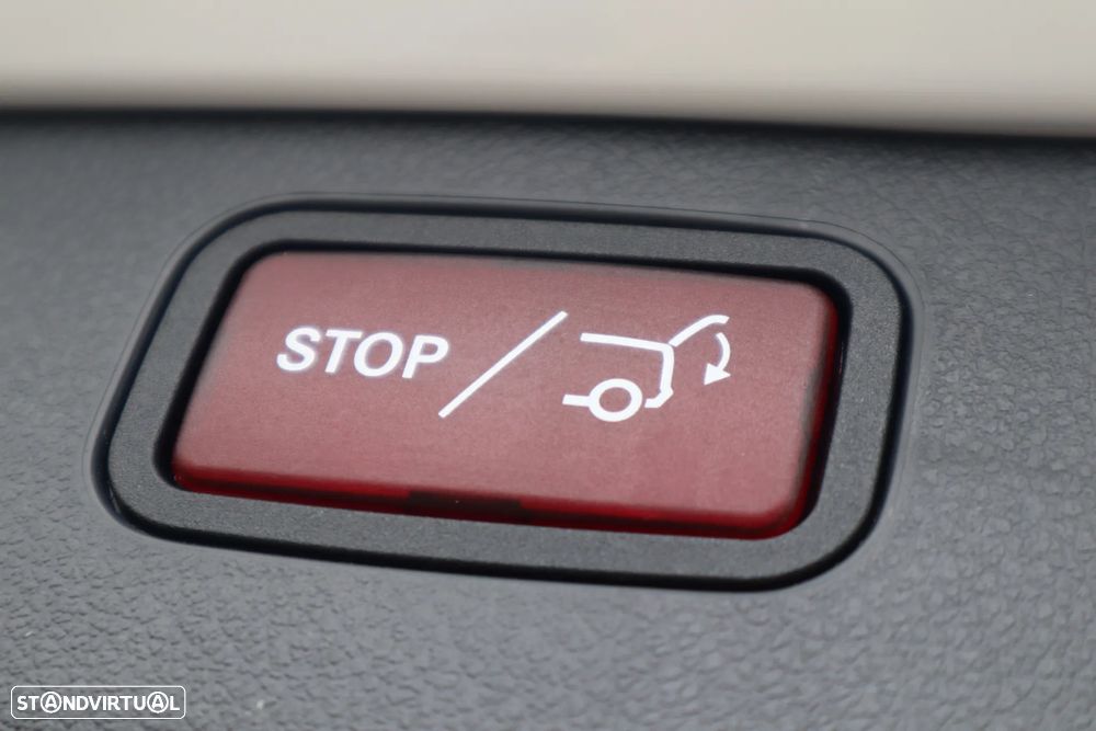 Mercedes-Benz C 300 e Avantgarde - 10