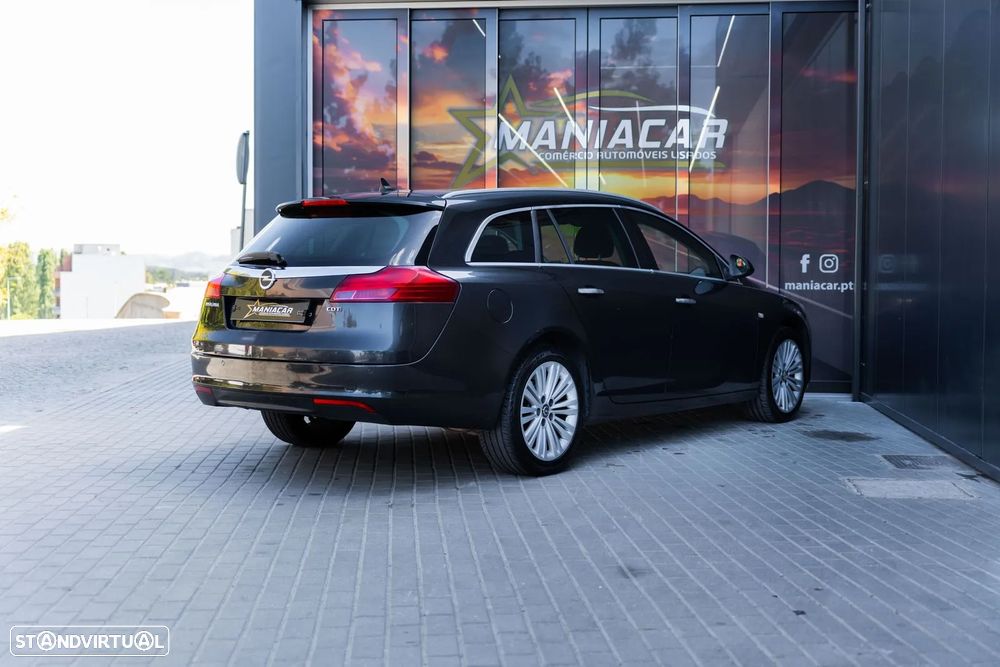 Opel Insignia Sports Tourer - 4