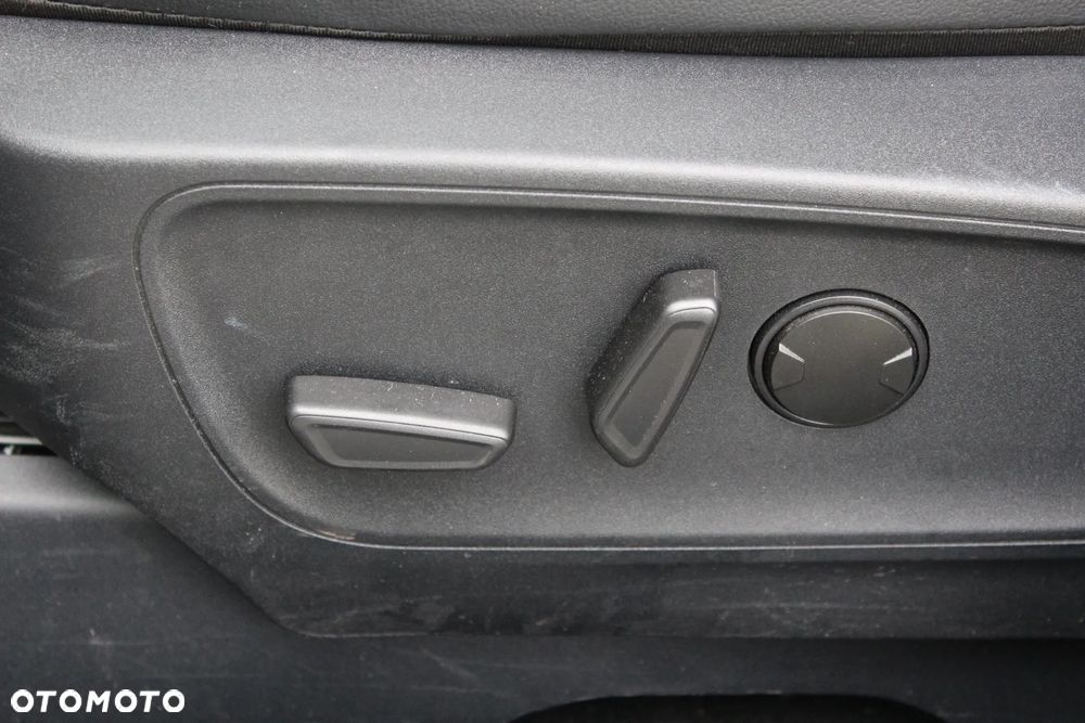 Ford Kuga 2.5 Duratec PHEV VIGNALE - 13