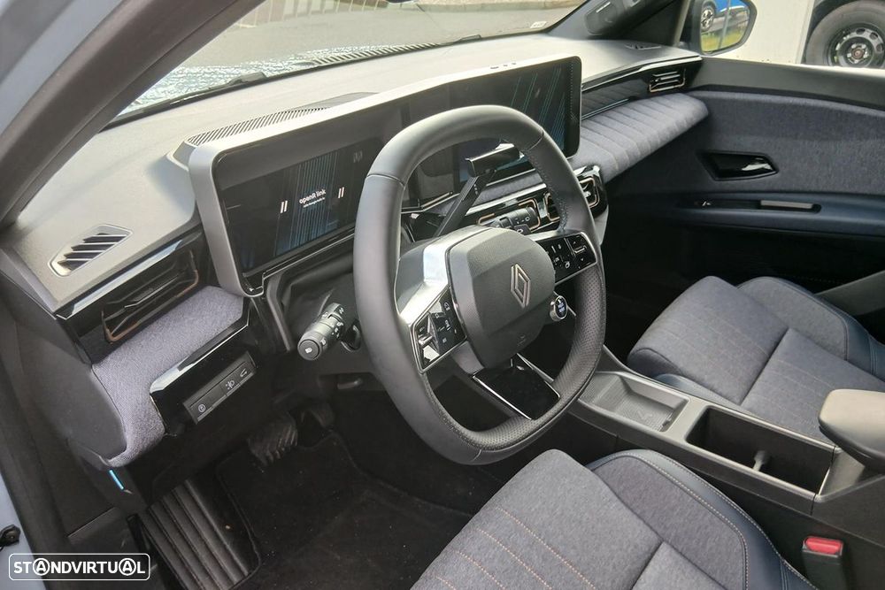 Renault 4 E-Tech 52 kWh Techno Autonomia Conforto - 6