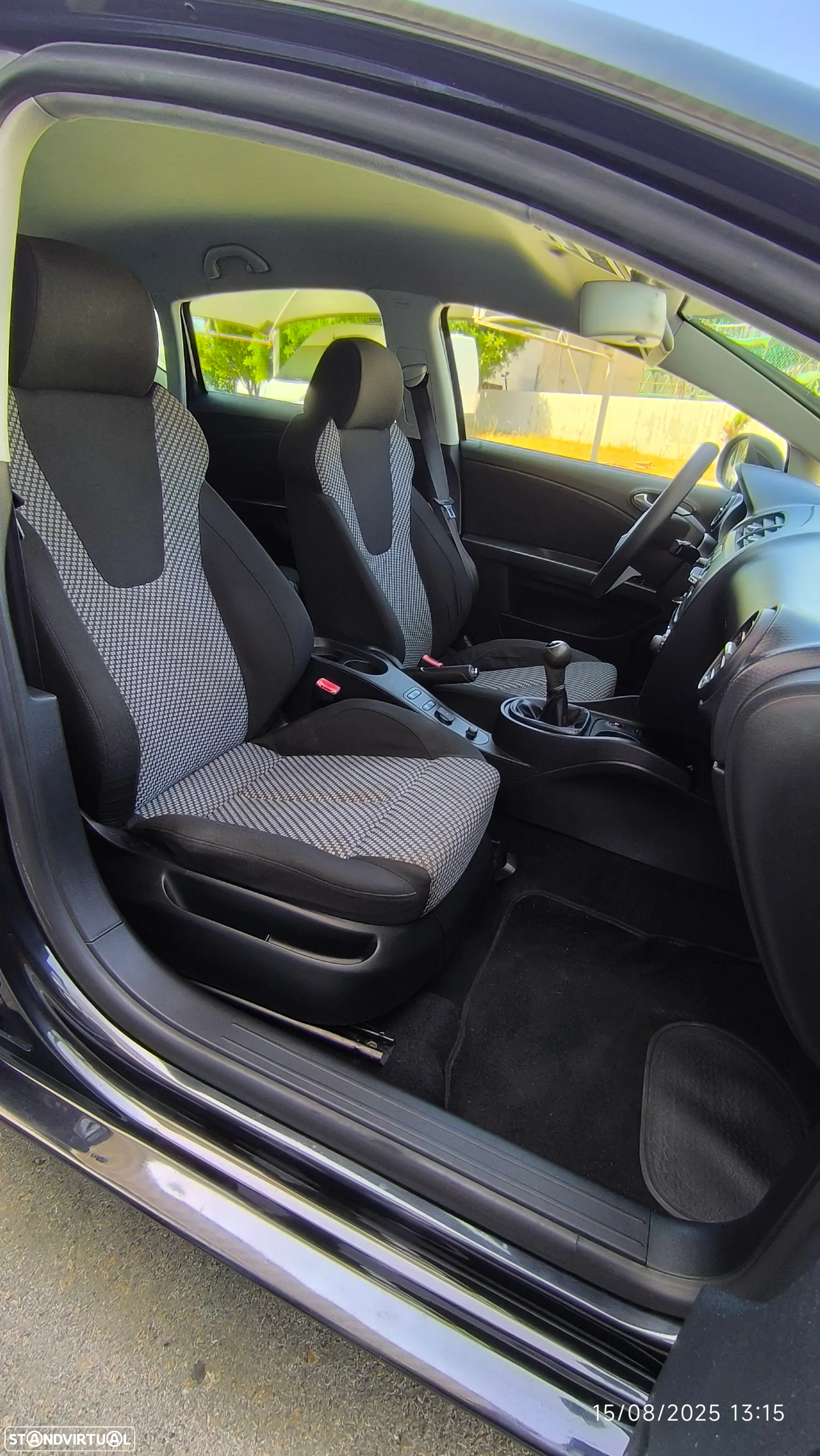 SEAT Leon 1.6 TDI Good Stuff - 47