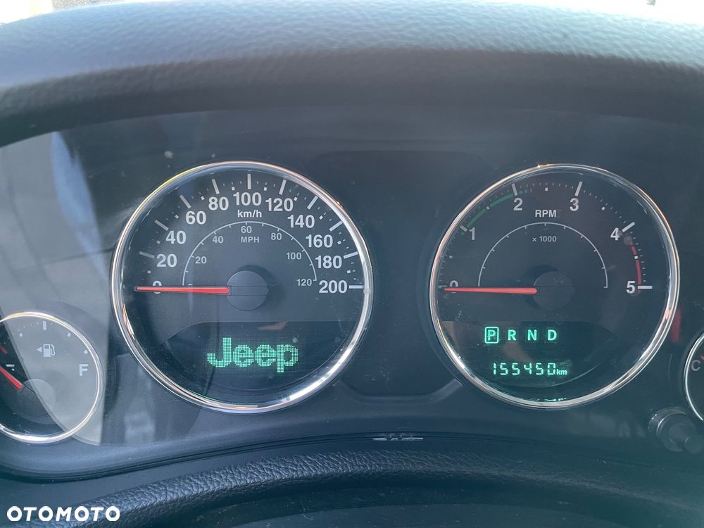 Jeep Wrangler - 12