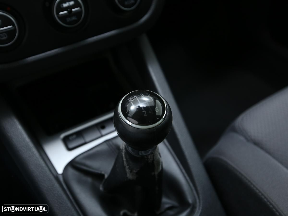 VW Golf - 17