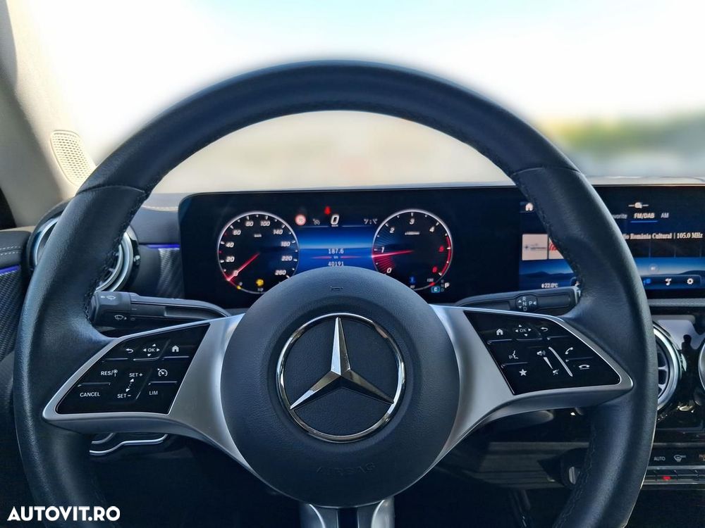 Mercedes-Benz CLA 200 d Coupe - 11