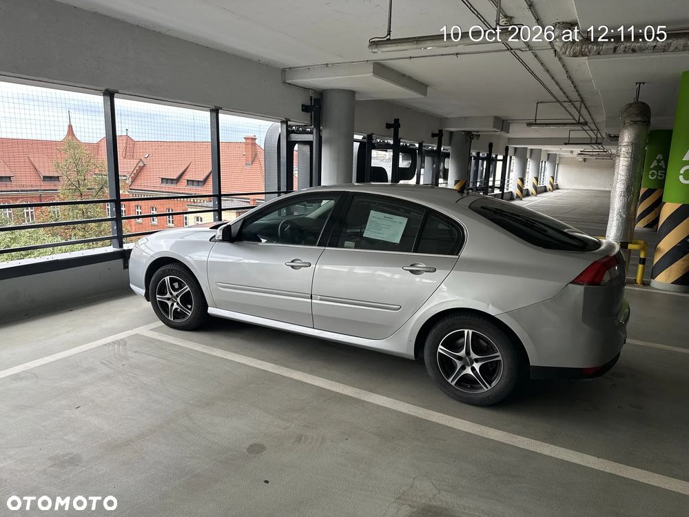 Renault Laguna 2009 photo 2