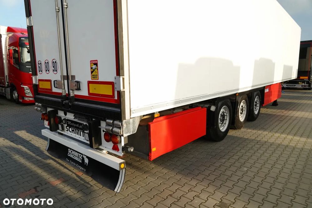 Schmitz Cargobull CHŁODNIA / CARRIER VECTOR 1550 / 2x  OŚ PODNOSZONA / DOPPELSTOCK / KOSZE NA PALETY - 13